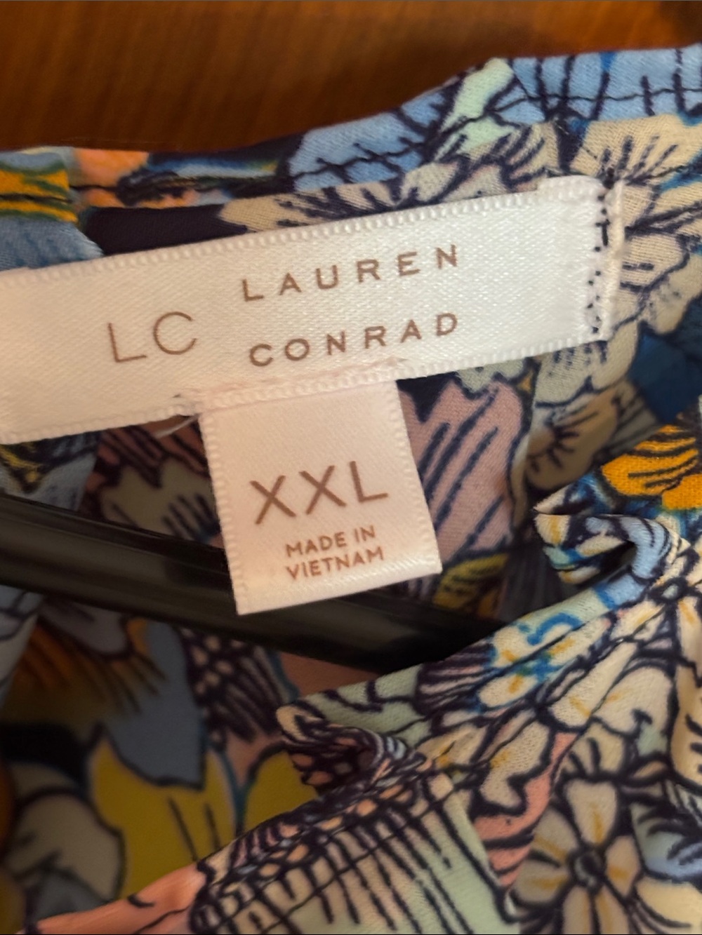 LC Lauren Conrad Cap Sleeve Blue Floral Scoop Neck Blouse size XXL Multicolor - Picture 5 of 8